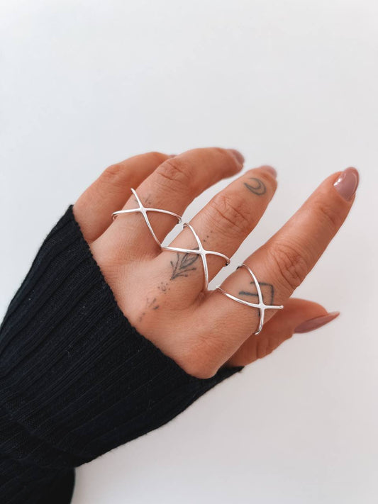 5 Benefits of Wearing Sterling Silver Adjustable Rings