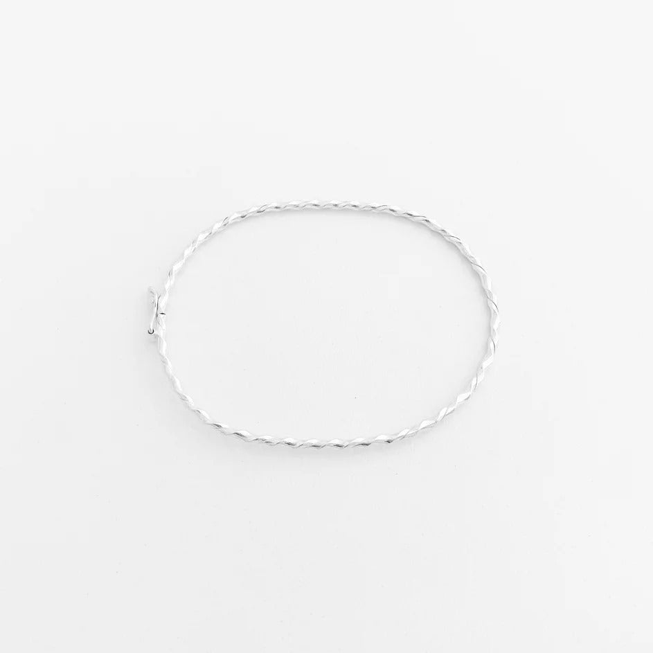 Oval Twisted Bracelet